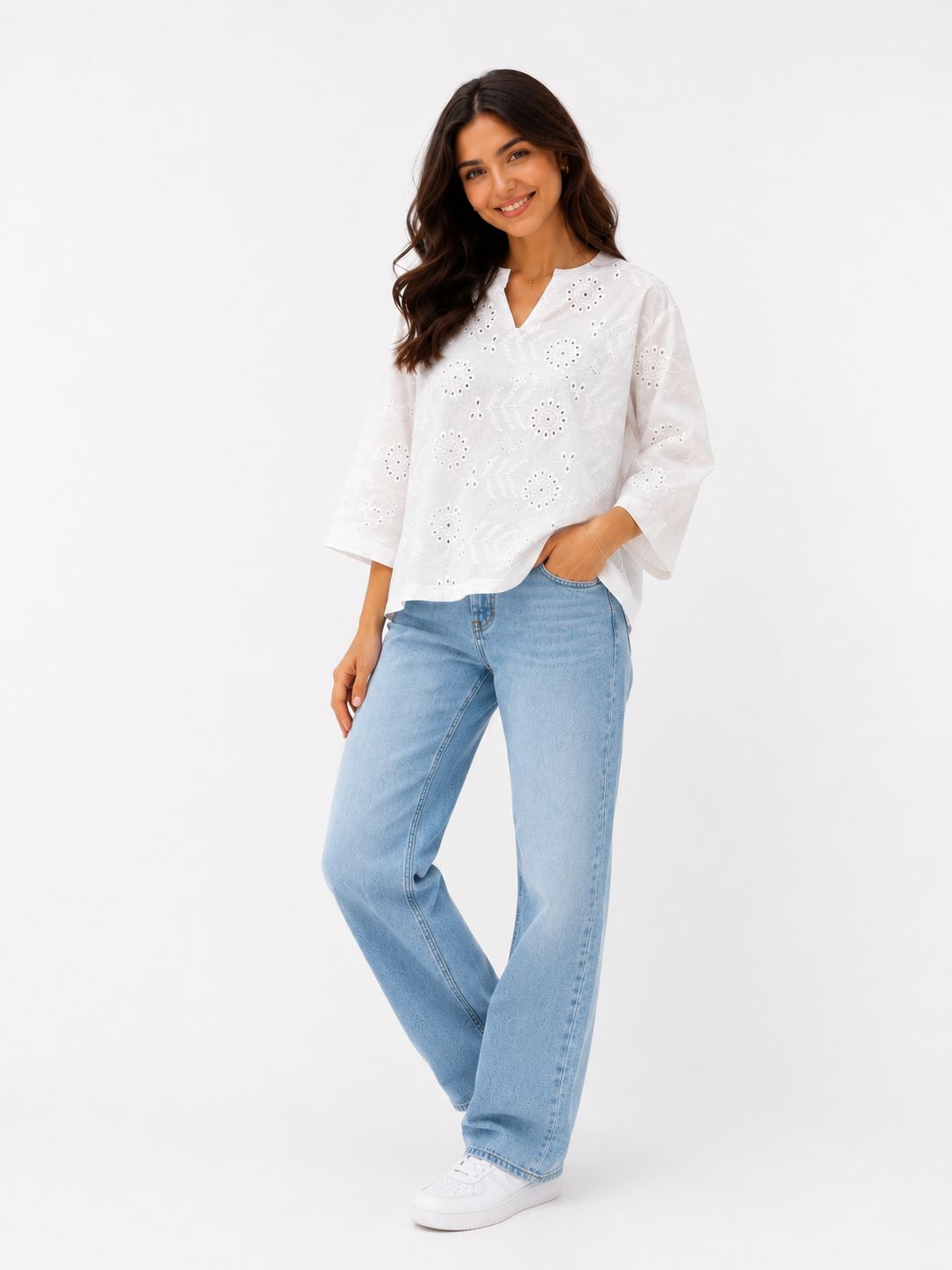 Embroidery blouse - Image 3